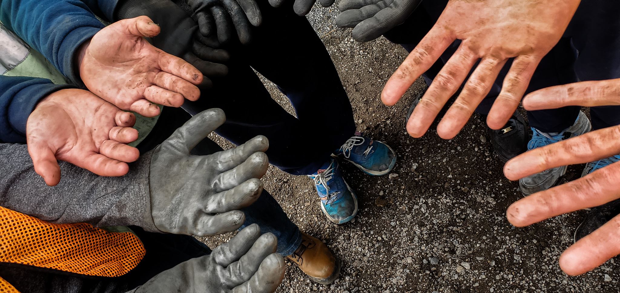 dirty hands from tires